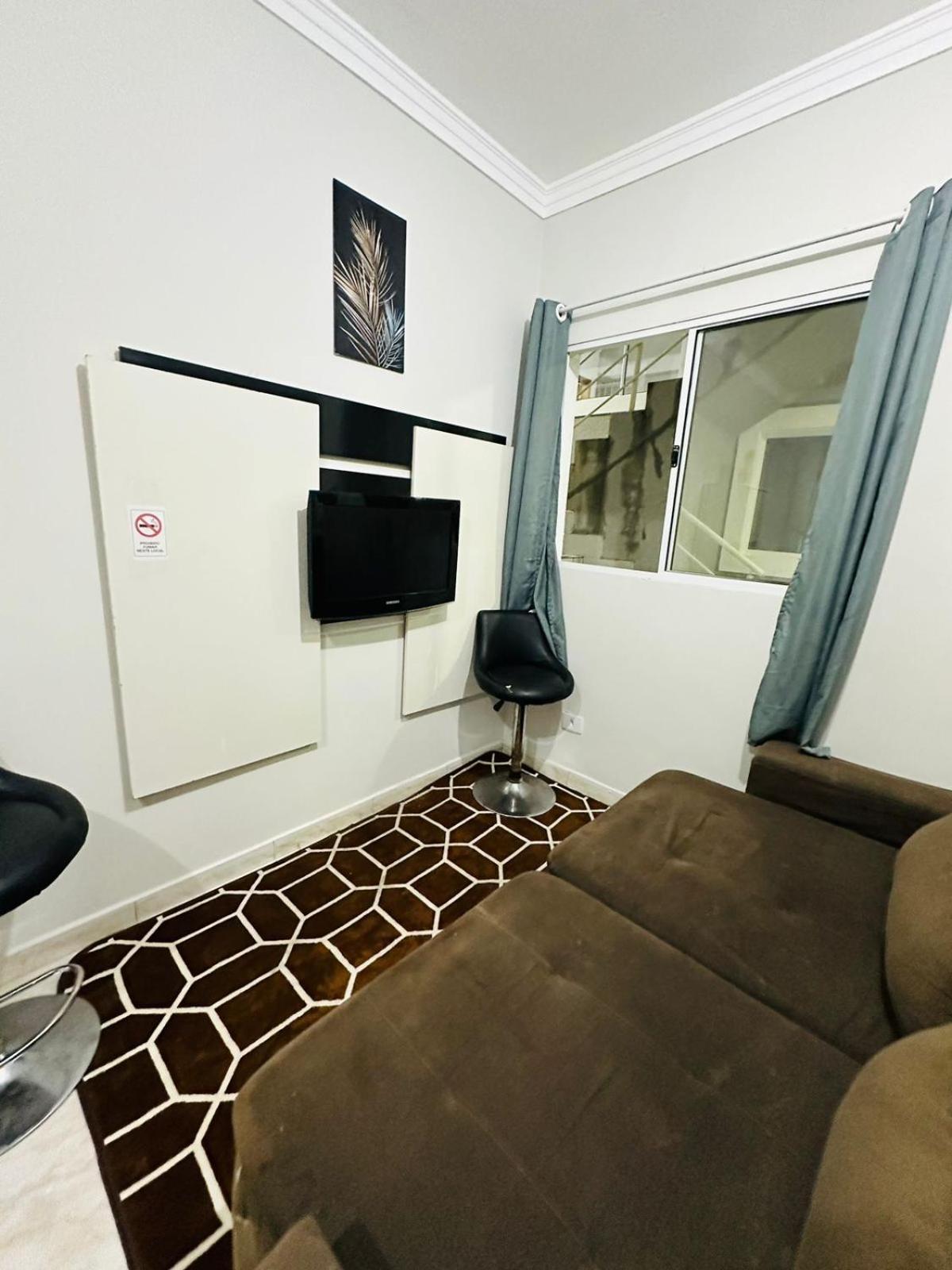Apto Mobiliado Horto Florestal -01 - 07 Apartamento